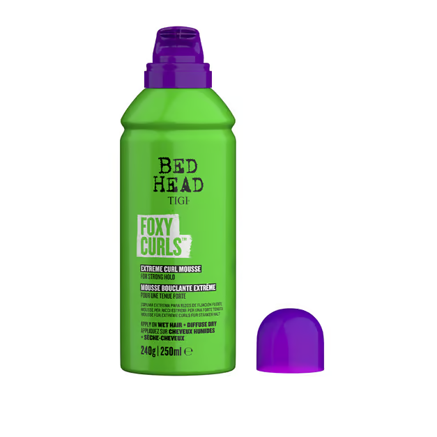 Tigi - Foxy Curls Mousse per ricci estremi 