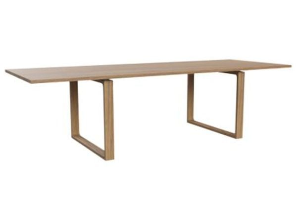 Essay CM27 - Table