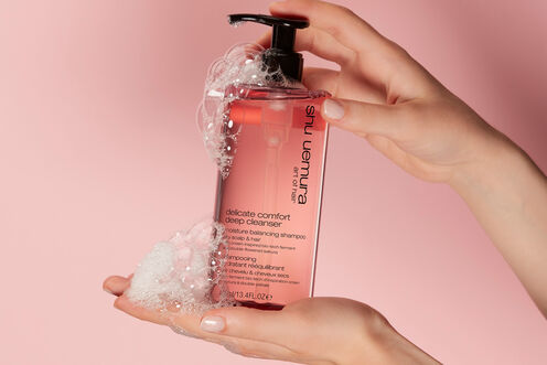 Shu Uemura - Delicate comfort Shampooing hydratant rééquilibrant